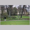 Met_schoenen_in_park.jpg